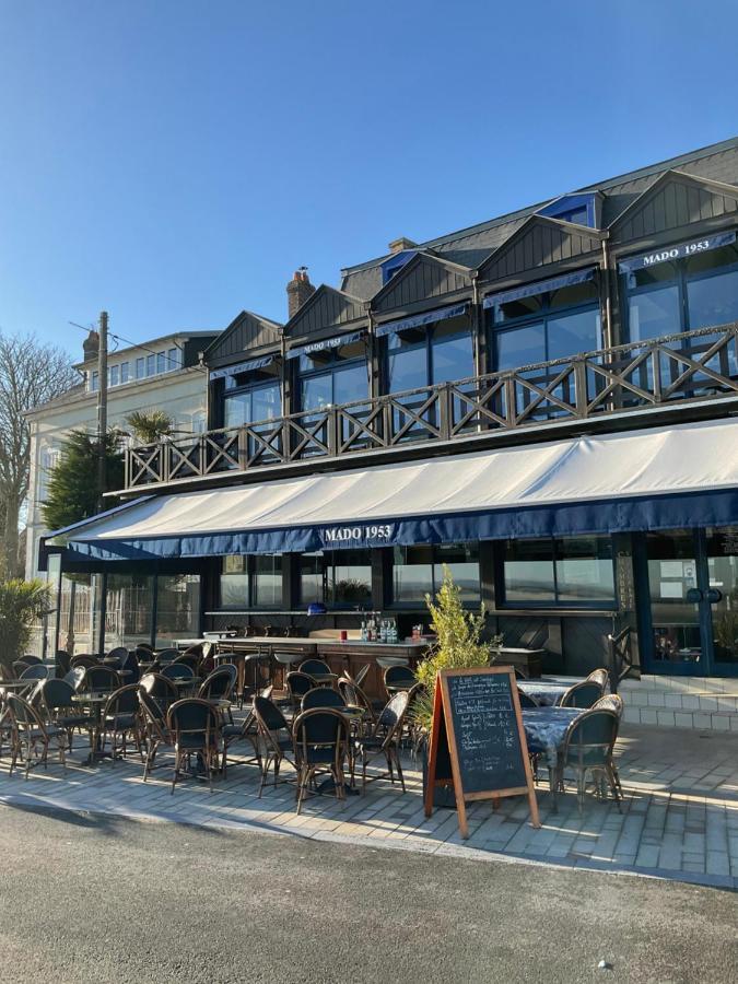 Hotel Mado Крот Екстериор снимка