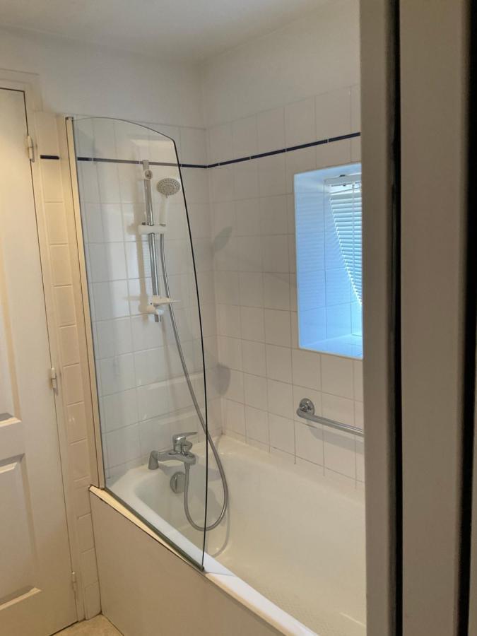 Hotel Mado Крот Екстериор снимка